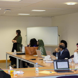 An Introduction to R Statistical Computing and Graphics 5th June